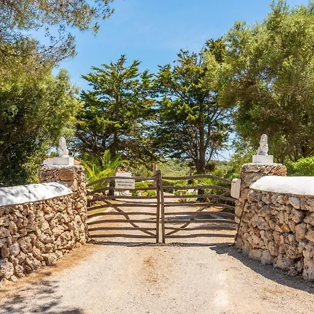 Cala En Porter Sleeps 6 Pool Wifi Villa *